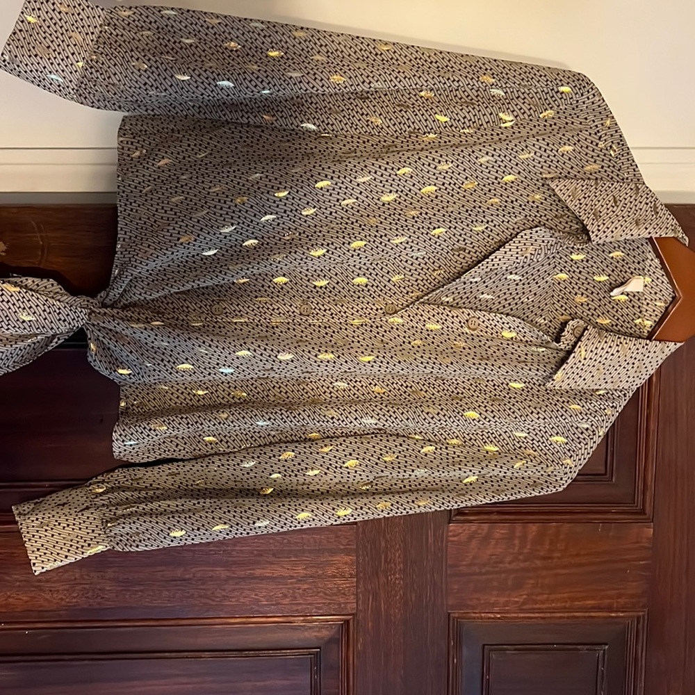 Elan blouse size small